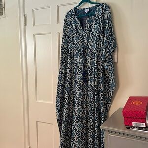 Pax Philomena NWT caftan